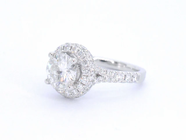 Witgouden entourage ring met een briljant geslepen diamant 2.00 carat - afbeelding 10 van  10
