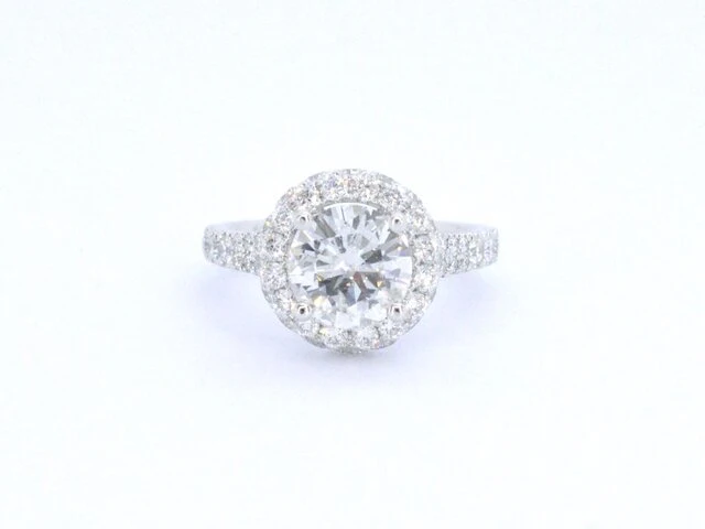 Witgouden entourage ring met een briljant geslepen diamant 2.00 carat - afbeelding 7 van  10