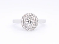 Witgouden entourage ring vol gezet met diamanten - afbeelding 6 van  9