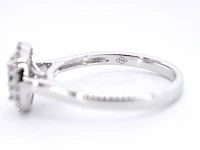 Witgouden entourage ring vol gezet met diamanten - afbeelding 9 van  9