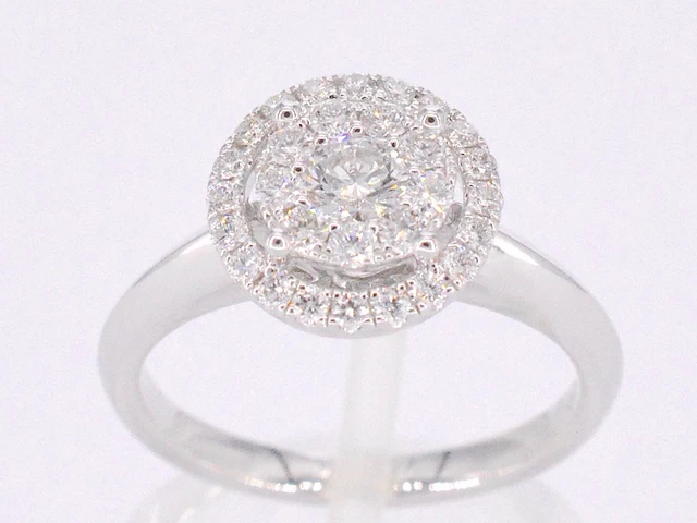Witgouden entourage ring vol gezet met diamanten - afbeelding 2 van  10