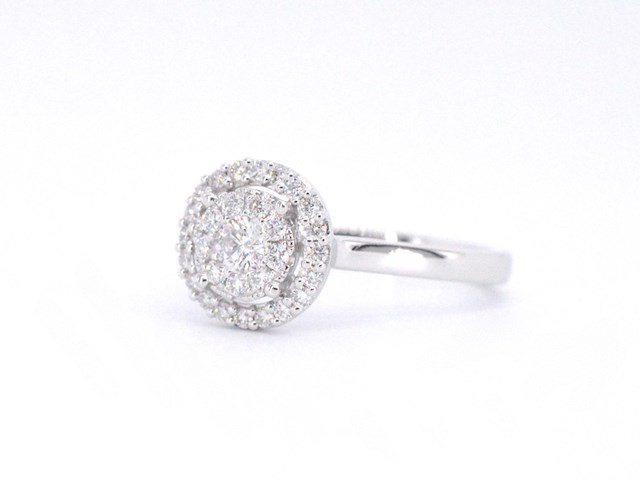 Witgouden entourage ring vol gezet met diamanten - afbeelding 8 van  10