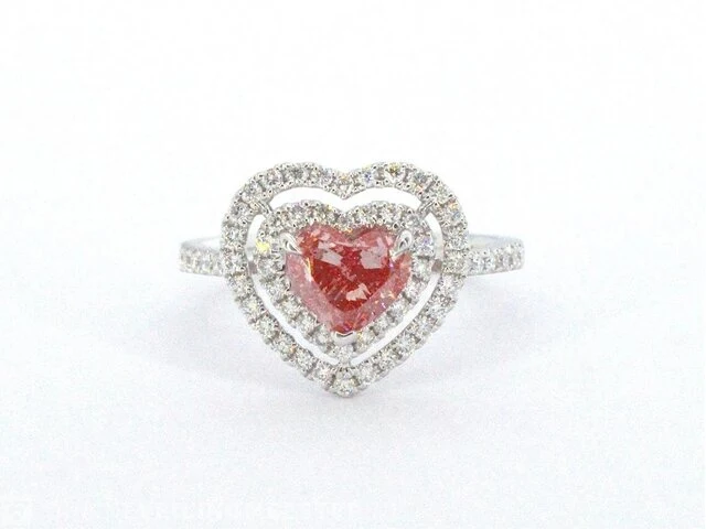 Witgouden entrourage ring met een roze heart shape diamant - afbeelding 7 van  10