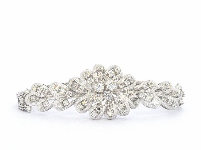 Witgouden exclusieve armband mat natuurlijke witte diamanten - afbeelding 1 van  8