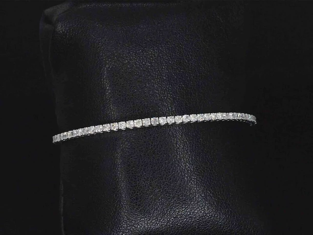 Witgouden flexibele armband met diamant 2.50 carat - afbeelding 1 van  8