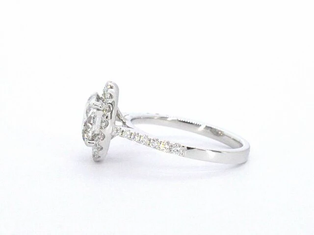 Witgouden halo ring met een briljant geslepen diamanten van 2.08 carat - afbeelding 5 van  9
