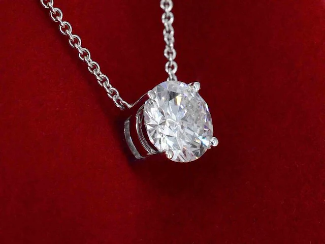 Witgouden halsketting met een briljant van 2.00 carat - afbeelding 2 van  9
