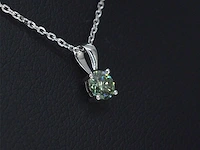 Witgouden halsketting met een groene diamant 0.25 carat - afbeelding 4 van  9