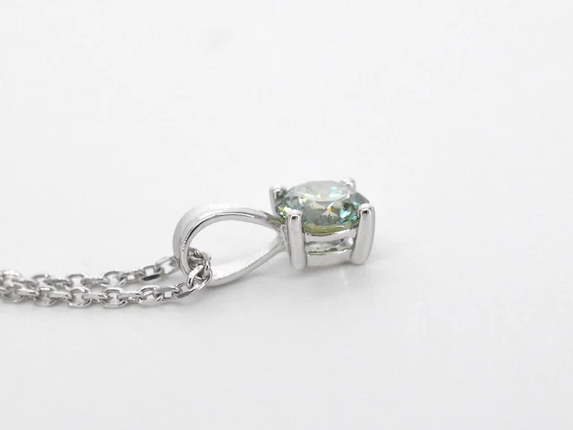 Witgouden halsketting met een groene diamant 0.25 carat - afbeelding 8 van  9