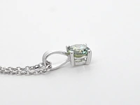 Witgouden halsketting met een groene diamant 0.25 carat - afbeelding 8 van  9