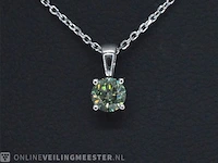 Witgouden halsketting met een groene diamant 0.25 carat - afbeelding 4 van  8