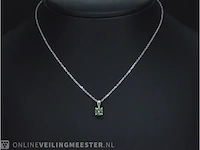 Witgouden halsketting met een groene diamant 0.25 carat - afbeelding 2 van  8