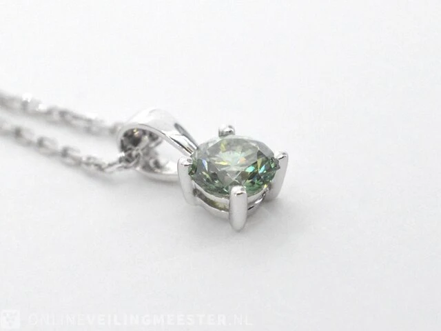 Witgouden halsketting met een groene diamant 0.25 carat - afbeelding 6 van  8