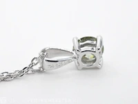 Witgouden halsketting met een groene diamant 0.25 carat - afbeelding 8 van  8