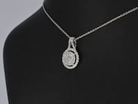 Witgouden hanger bezaaid met diamanten - afbeelding 3 van  7