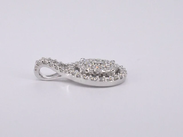 Witgouden hanger bezaaid met diamanten - afbeelding 5 van  7