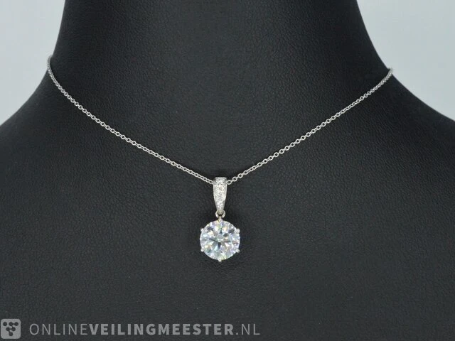 Witgouden hanger met diamanten en een briljant - afbeelding 3 van  9