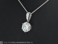 Witgouden hanger met diamanten en een briljant - afbeelding 4 van  9