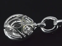 Witgouden hanger met diamanten en een smaragd in druppelvorm , excl. ketting - afbeelding 6 van  8