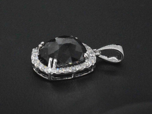 Witgouden hanger met diamanten en een zwarte diamant van 4.80 carat - afbeelding 5 van  9