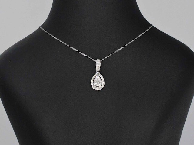 Witgouden hanger met diamanten pear shape, excl. ketting - afbeelding 2 van  8