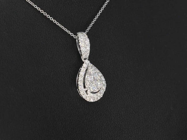 Witgouden hanger met diamanten pear shape - afbeelding 4 van  8