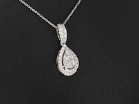 Witgouden hanger met diamanten pear shape - afbeelding 4 van  8