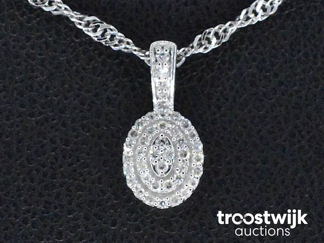 Witgouden hanger met diamanten - afbeelding 1 van  6