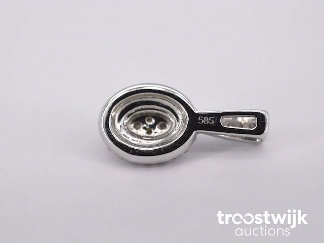 Witgouden hanger met diamanten - afbeelding 6 van  6