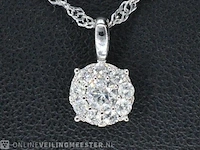 Witgouden hanger met diamanten - afbeelding 1 van  7