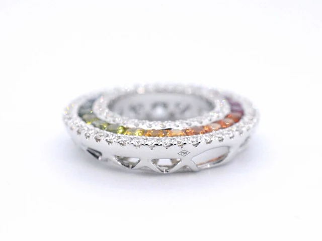 Witgouden hanger met multi colour saffieren en diamanten in een cirkel gezet, excl. ketting - afbeelding 6 van  8