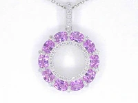Witgouden hanger met roze saffieren en diamanten in een cirkel gezet
