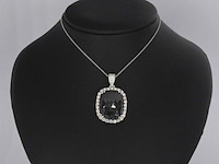 Witgouden hanger met witte en zwarte diamanten, excl. ketting - afbeelding 2 van  6