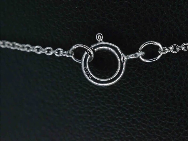 Witgouden ketting en hanger met diamant - afbeelding 7 van  9