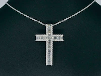 Witgouden kruis hanger met schitterende diamanten gezet, excl. ketting - afbeelding 3 van  10