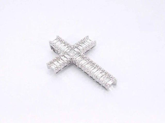 Witgouden kruis hanger met schitterende diamanten gezet, excl. ketting - afbeelding 6 van  10