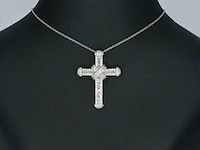 Witgouden kruishanger met diamanten, excl. ketting - afbeelding 2 van  9