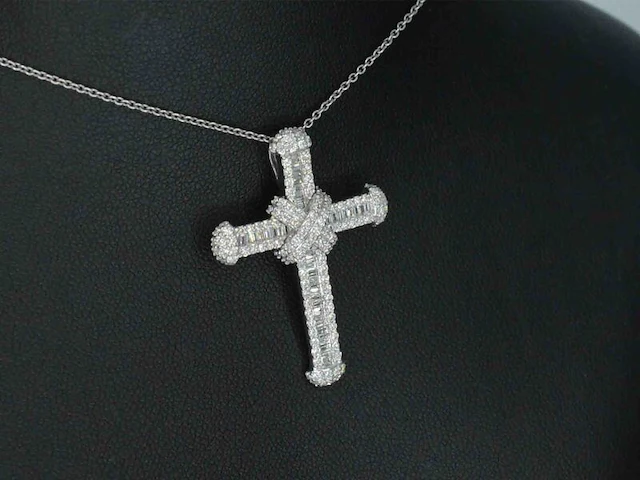 Witgouden kruishanger met diamanten, excl. ketting - afbeelding 4 van  9