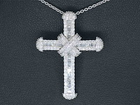 Witgouden kruishanger met diamanten, excl. ketting - afbeelding 1 van  8