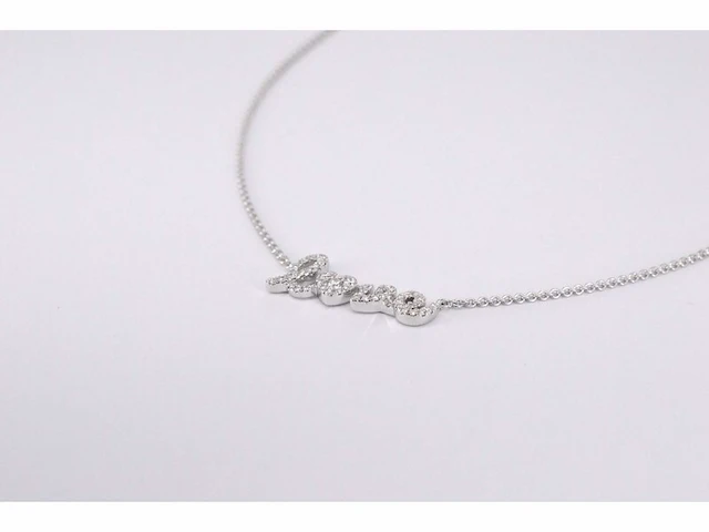 Witgouden 'love' collier met diamanten - afbeelding 8 van  11