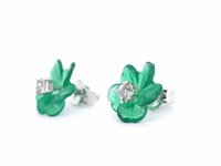 Witgouden oorbellen 0.18 carat met groene edele bloem en grote diamanten - afbeelding 8 van  11