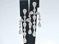 Witgouden oorbellen design met diamanten - afbeelding 1 van  9