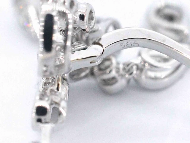 Witgouden oorbellen design met diamanten - afbeelding 7 van  9