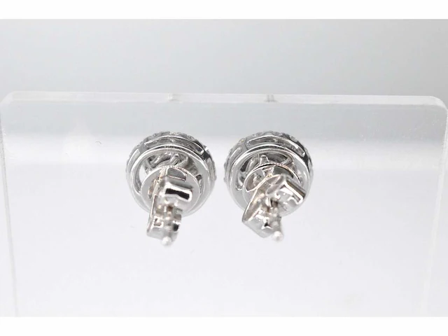Witgouden oorbellen entourage zwart diamant - afbeelding 6 van  10