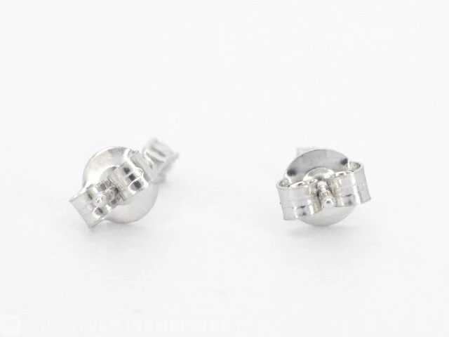 Witgouden oorbellen met diamant - afbeelding 8 van  9