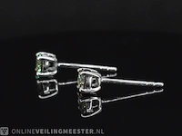 Witgouden oorbellen met groene diamanten 0.50 carat - afbeelding 5 van  8
