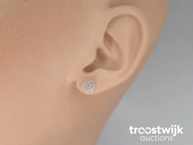 Witgouden oorbellen met natuurlijke roze en witte diamant - afbeelding 2 van  7