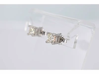 Witgouden oorbellen met princess geslepen diamanten 1.47 carat - afbeelding 3 van  9