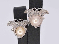 Witgouden oorclips met diamant en parels in vlindervorm - afbeelding 1 van  9