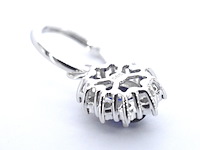 Witgouden oorhangers met natuurlijke diamanten en blauwe saffieren - afbeelding 7 van  10